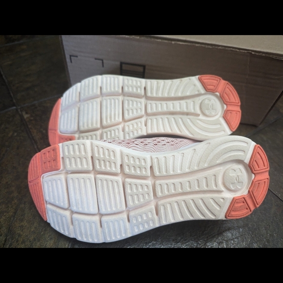 Under Armour Women's Pink Running Shoes - Picture 6 of 7